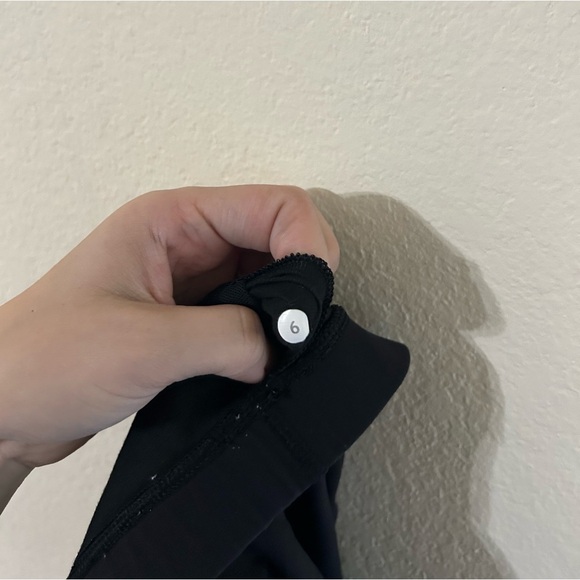 Lululemon Short Stop Bra Black Mesh Women's Size 6 Athletic Yoga Gym Running Top - Picture 4 of 6